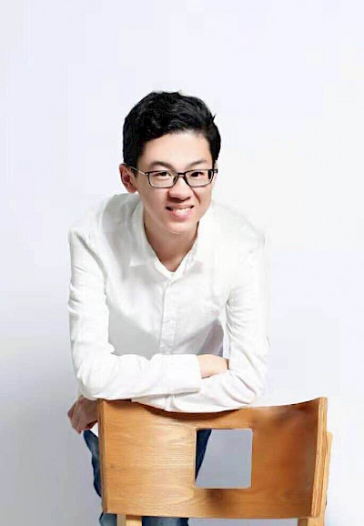 Photo of Simon Cao