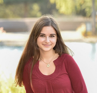 Photo of Alexandra Dinu