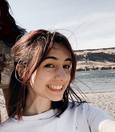 Photo of Zeynep Toprakbasti